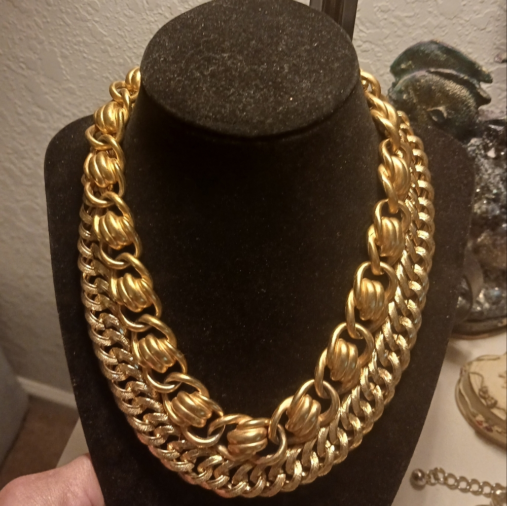 Beautiful THICK necklace - Picture 10 of 10